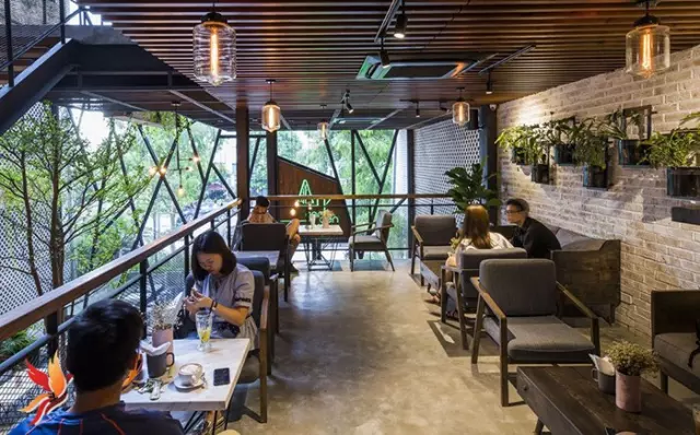 thiết kế nội thất quán cafe không gian xanh5